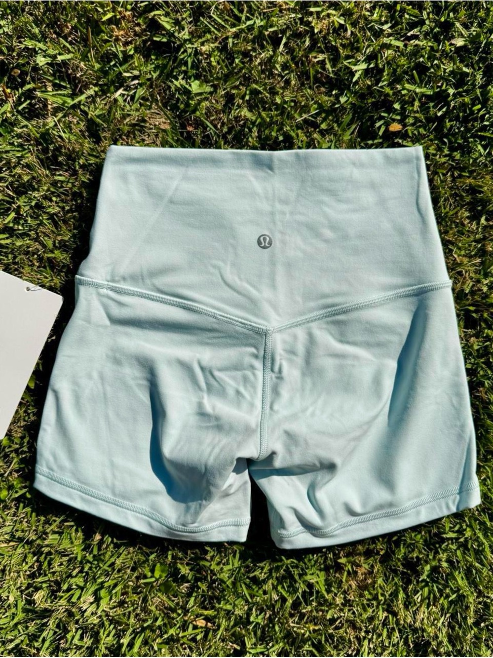 lululemon athletica High-Rise Mint Green Women’s Performance Shorts - Picture 5 of 8